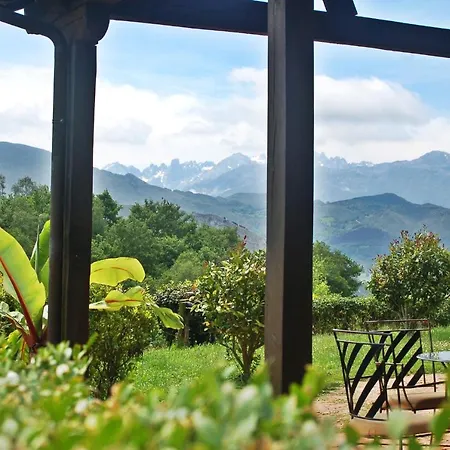 Hotel La Montana Magica Rural Vibano
