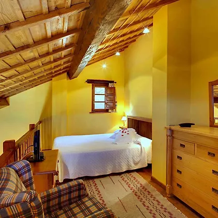 La Montana Magica Rural Hotel 3*