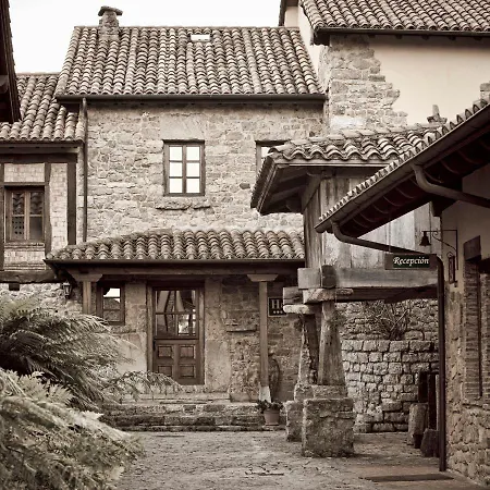 La Montaña Mágica Rural 3*