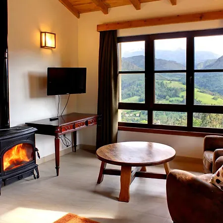 Hotel La Montana Magica Rural Vibano