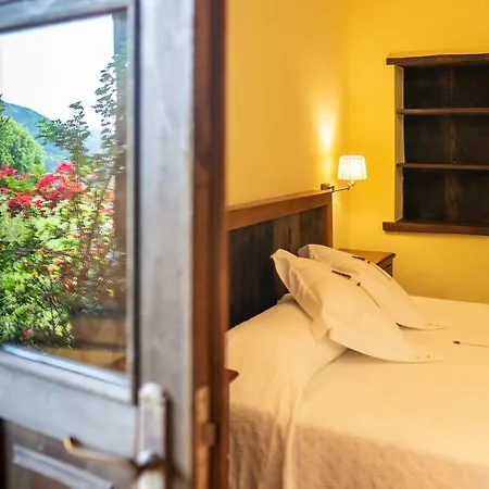 Hotel La Montaña Mágica Rural 3*
