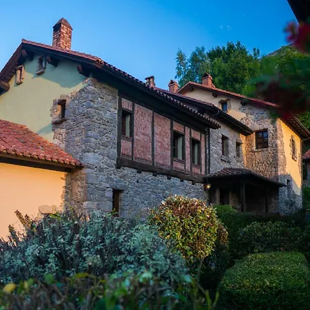 La Montaña Mágica Rural