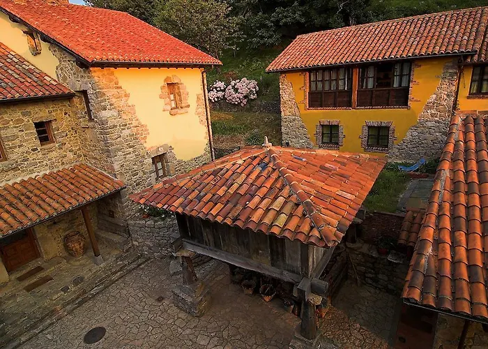 La Montana Magica Rural Hotel 3*