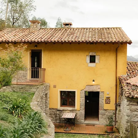 Hotel La Montaña Mágica Rural