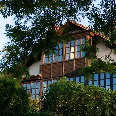 호텔 La Montana Magica Rural 3*