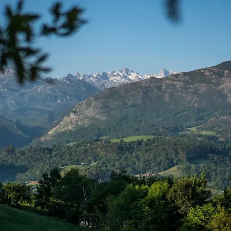 La Montana Magica Rural