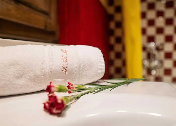 Hotel La Montaña Mágica Rural 3*